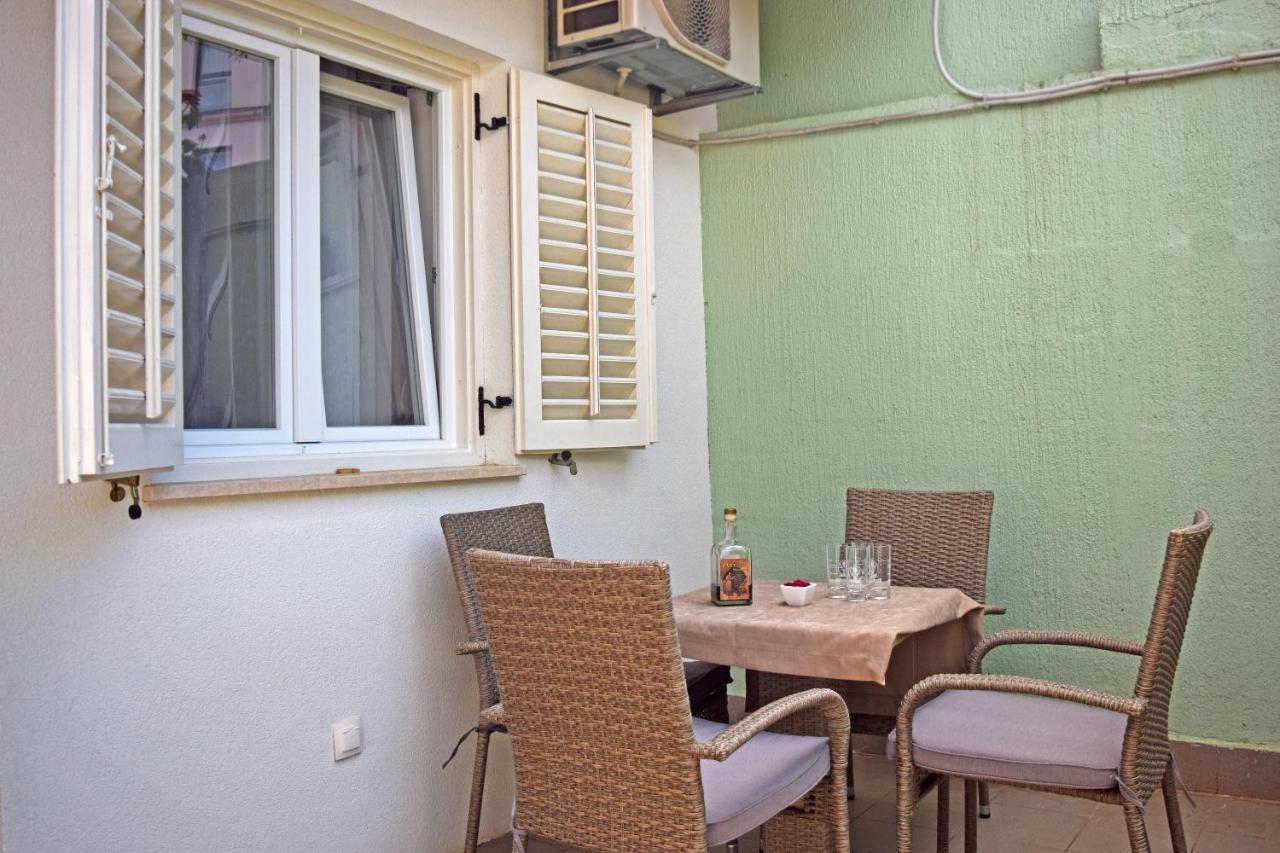 Loki'S Dream Apartment Pula Exterior photo